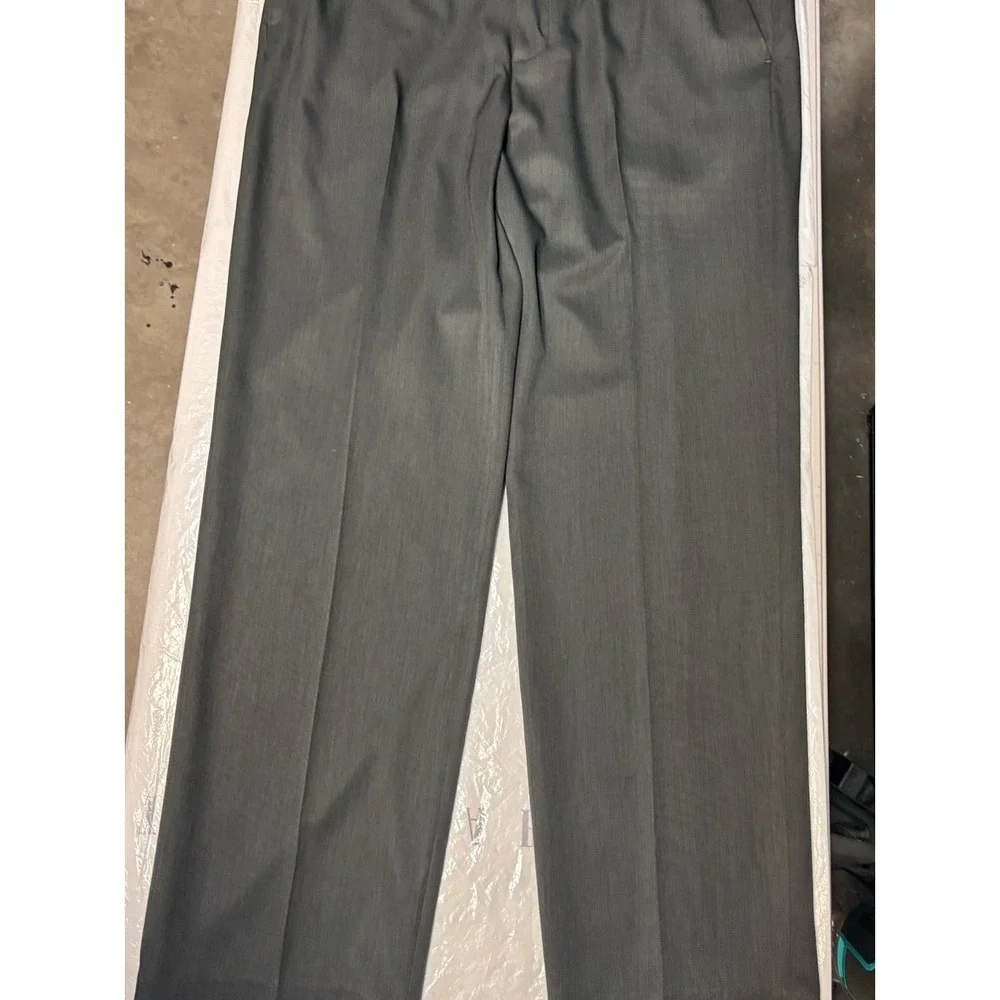 Van‎ Heusen Traveler Pants Men's 38X32 Non Iron
